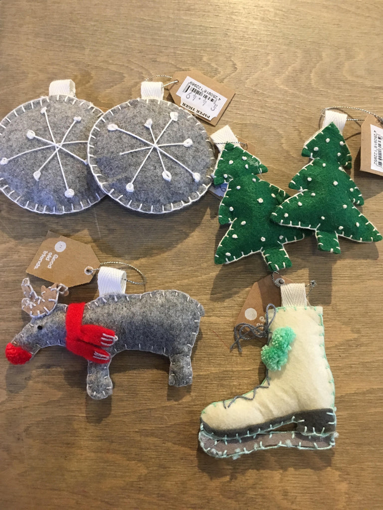 6x Felt Ornaments Custom Order