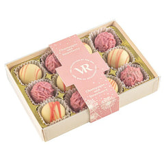 The Champagne and Strawberry Collection Gift Box